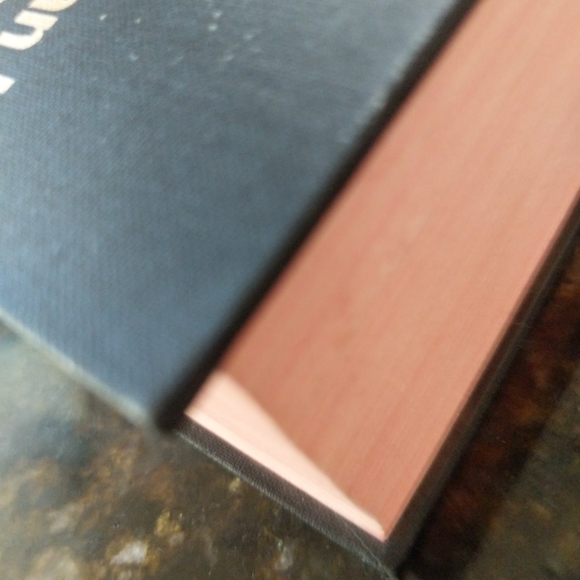 The Vatican II Weekday Missal Genuine HC Bible - Picture 16 of 16